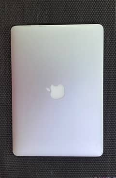 MacBook Air 13 inch (2015) 0