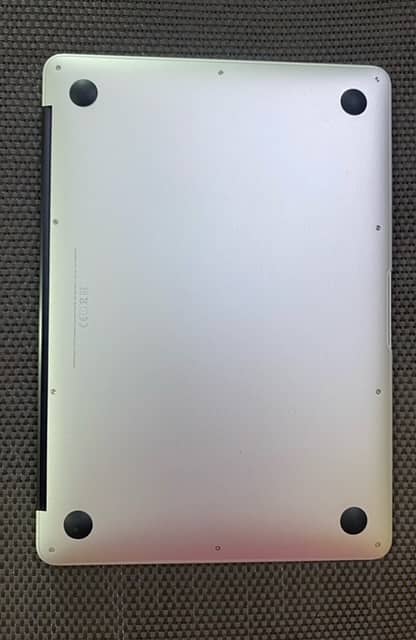 MacBook Air 13 inch (2015) 5