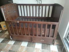 Bay cot made if solid wood