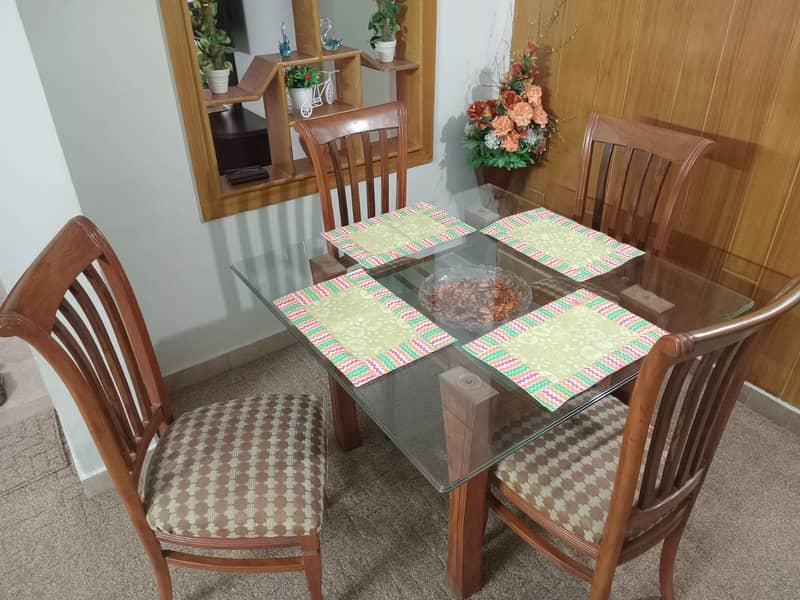 Dinning Table with Four Chairs for Sale - Karachi 6