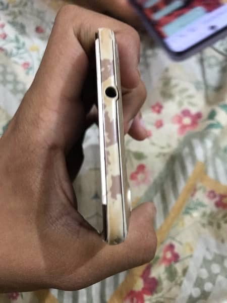 HUAWEI Y511   good Condition 2