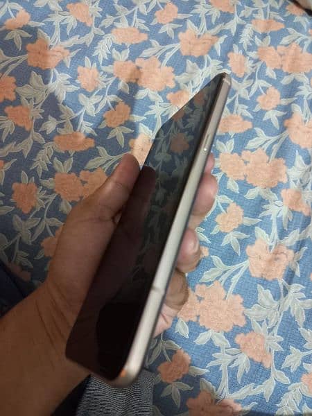 LG V60 official pta approved good condition 3