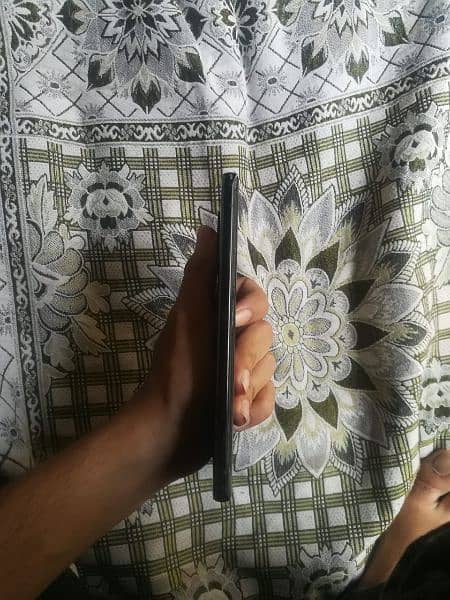 OnePlus 8 9