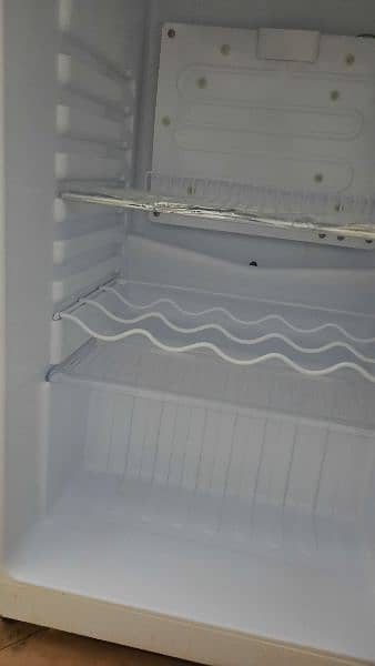 Refrigeration condition 10/10 urgent selling. 2