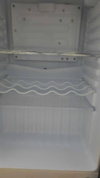 Refrigeration condition 10/10 urgent selling. 3