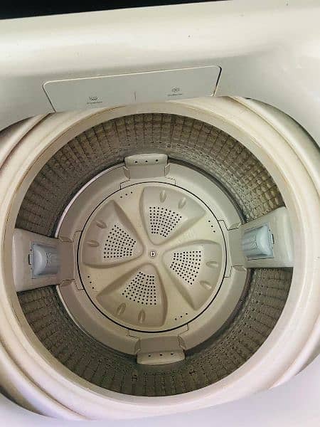 urgent sale automatic washing machine 2