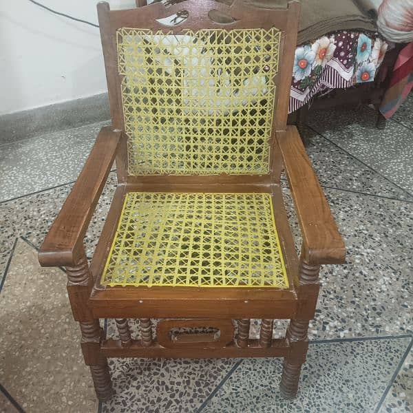 Chair Wooden Chair 6 pieces Urgent Sale 0