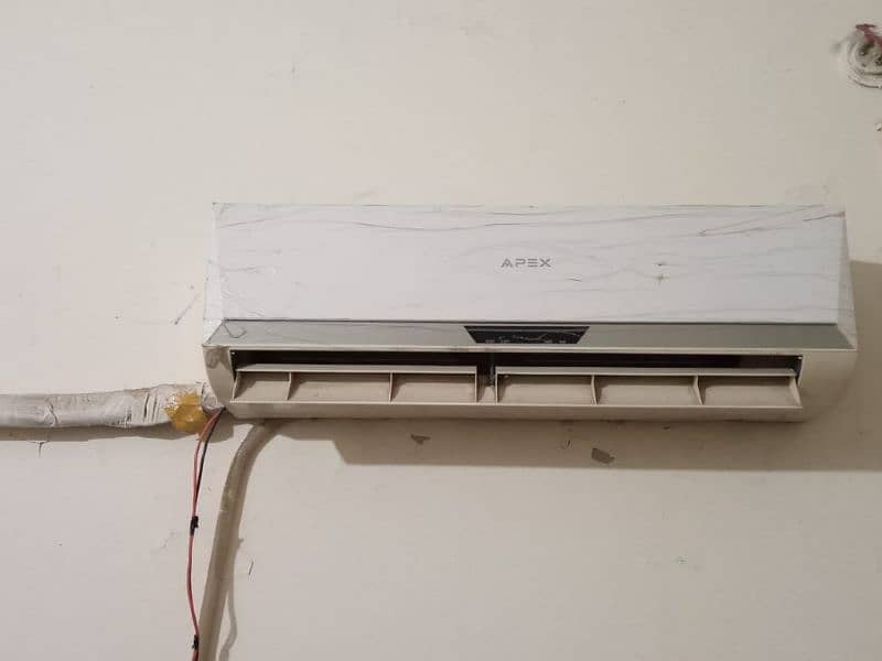 1 Ton air conditioner (Brand APEX) No fault 0