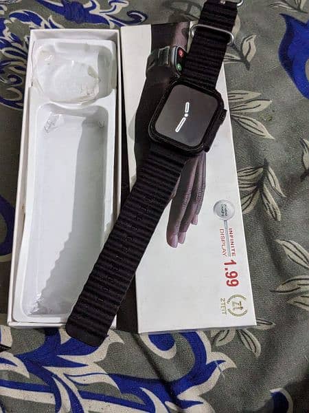 Smart Watch 1month Use only 2
