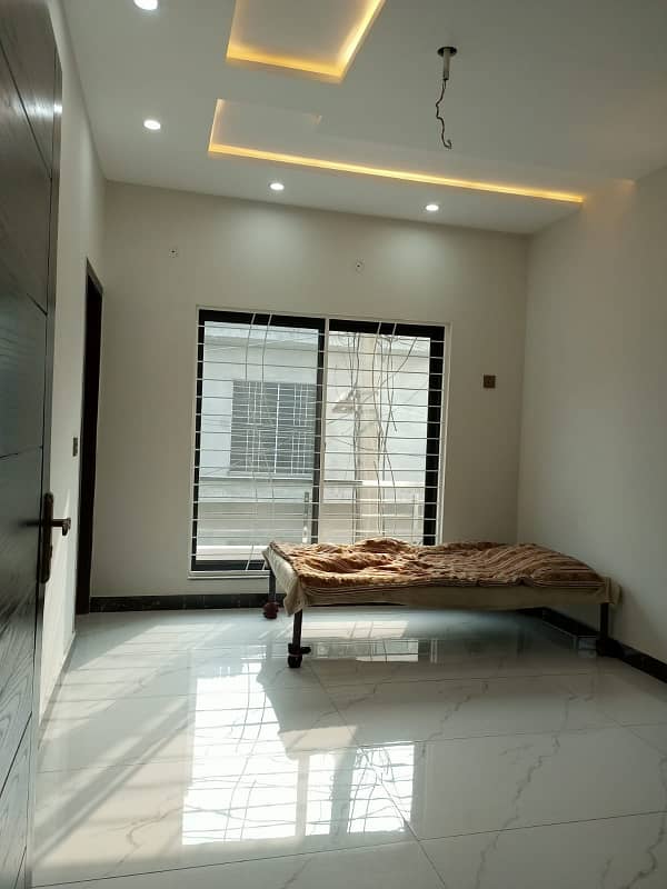 5 MARLA BRAND NEW FULL HOUSE AVAILABLE FOR RENT IN JUBILEE TOWN LAHORE 7