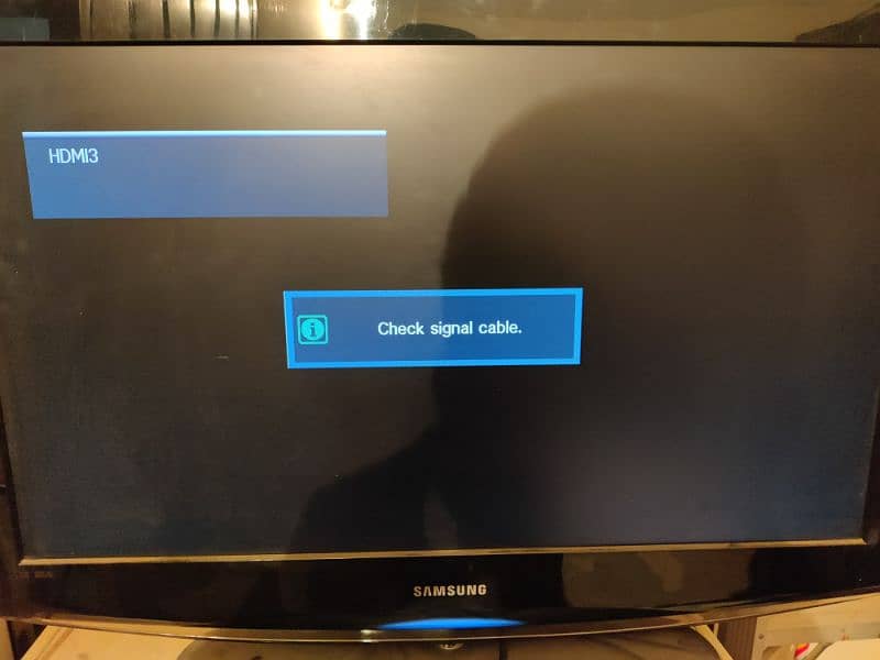 Samsung 32 inch LCD for sale 3