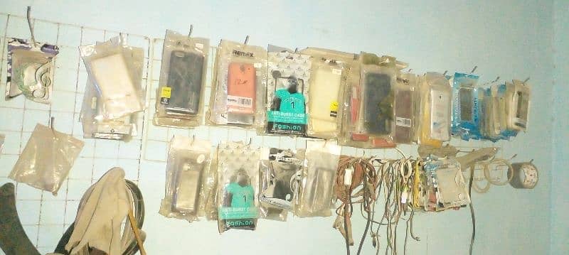 RS. 20 all cases seal . no 1 by 1.  Iphone,Samsung,infinix,keypaid , 1