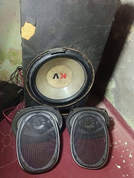 car complete sound system with amplifier with lcd tab good condition 2