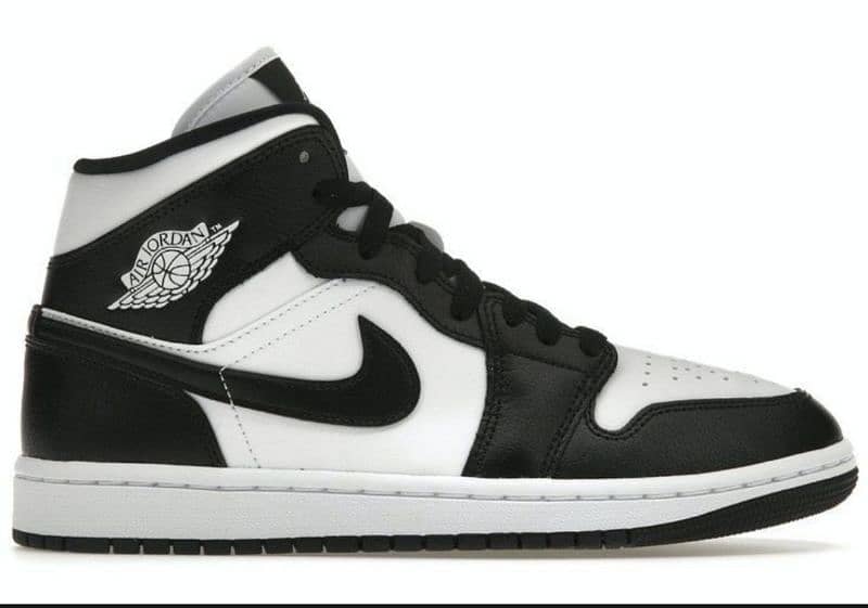 Nike Jordan 1 panda 1