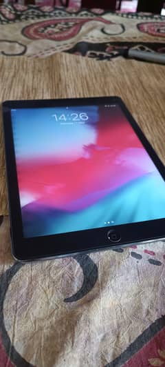 iPad air 2 excellent condition