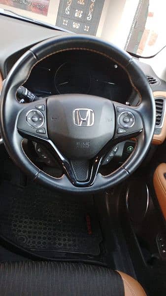 Honda Vezel 2020 16