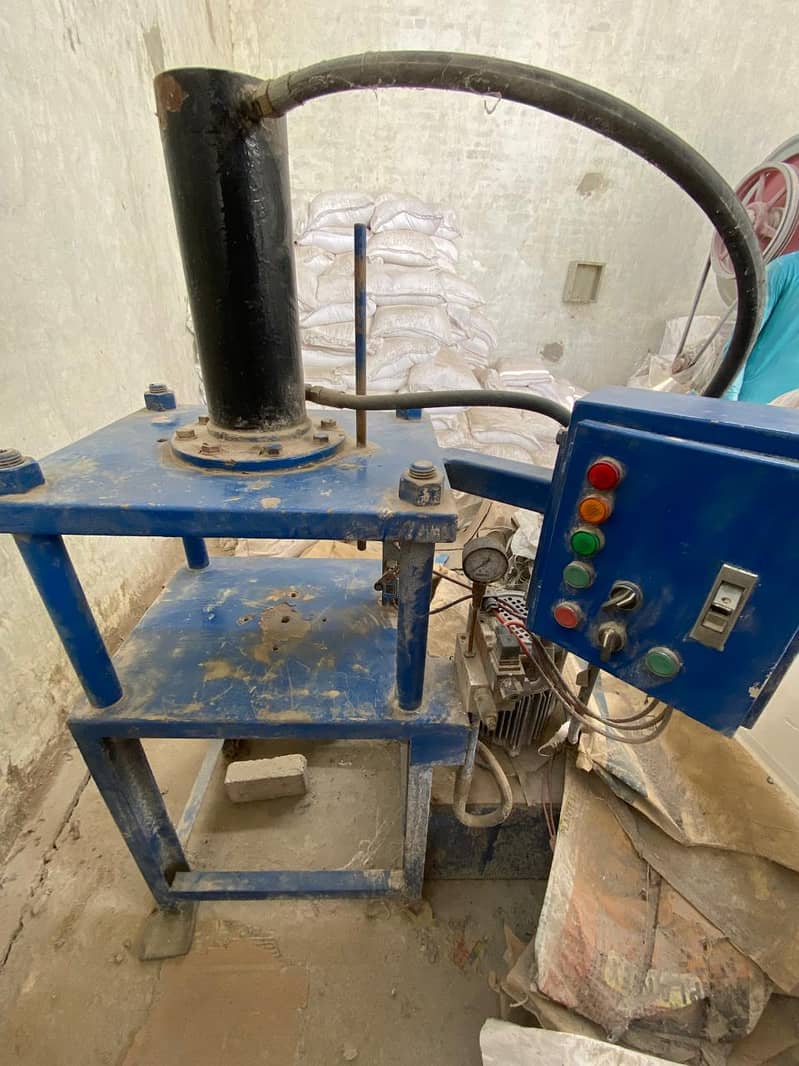 Power Press /Mechanical press 250 tons 1