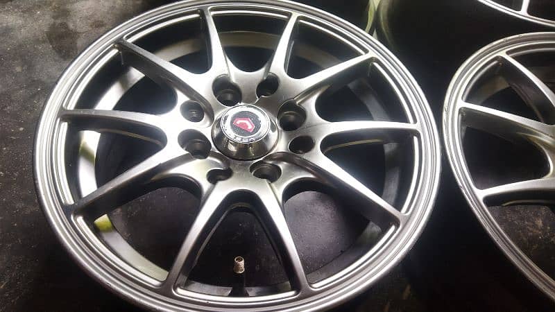 Alloy Rim 13 Inch, Neat and clean 4