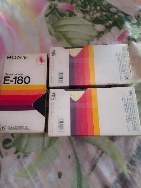 VCR cassette 3 piece 3