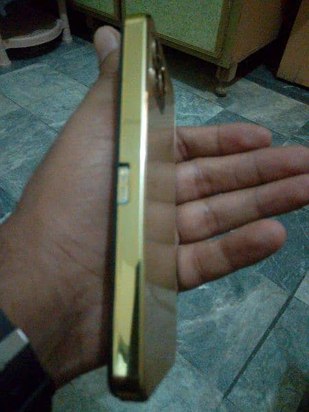 G five keypad mobile golden clour 2