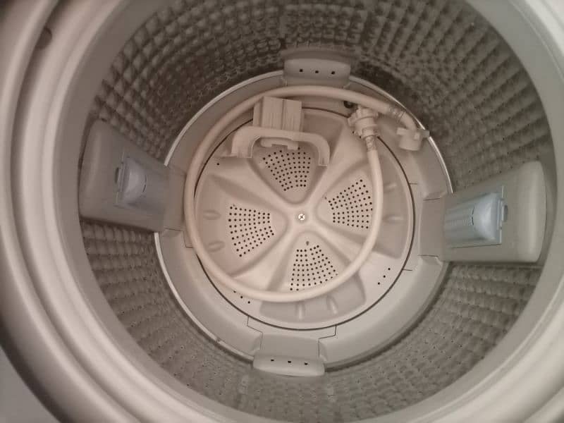 Fully automatic washing machine 1