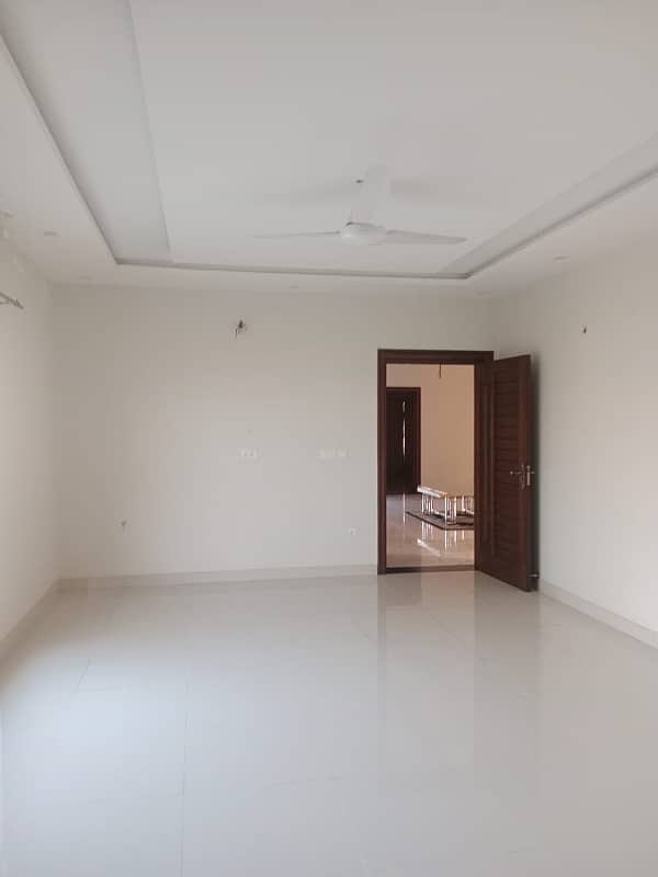 16 Marla Upper Portion 3 Bed For Rent Divine Gardens Near Dha Phase 8 Main New Airport Road 11