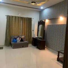 10 MARLA LOWER PORTION AVAILABLE FOR RENT 0
