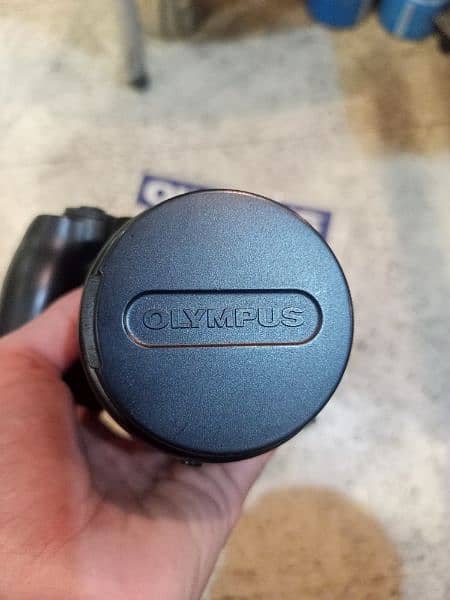 Olympus iS-3 DLX Quartzdate. Made in Japan. Box pack 9