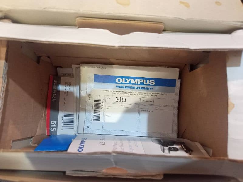 Olympus iS-3 DLX Quartzdate. Made in Japan. Box pack 12