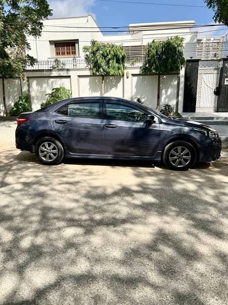 Toyota Corolla Altis 2016 4