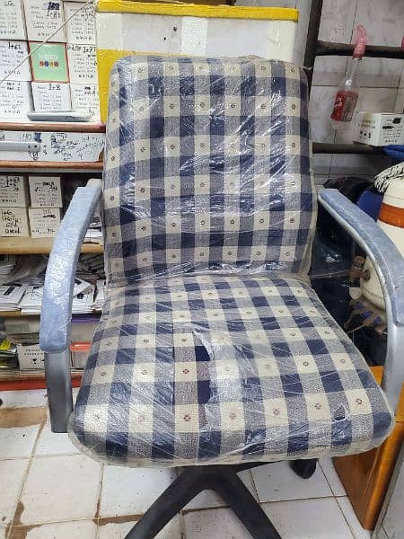 Doctor Chair new condition 0