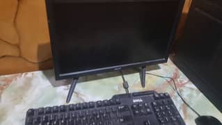 Lenovo computer with lcd