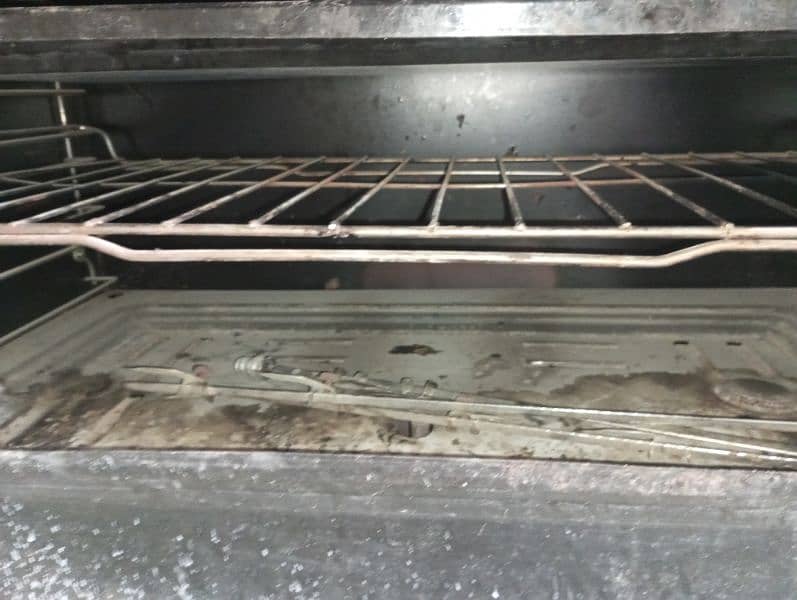 Gas oven 2