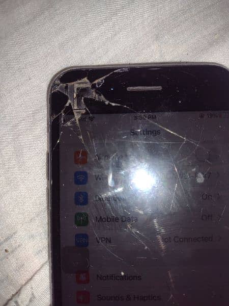 iphone 7 in ok condition 1