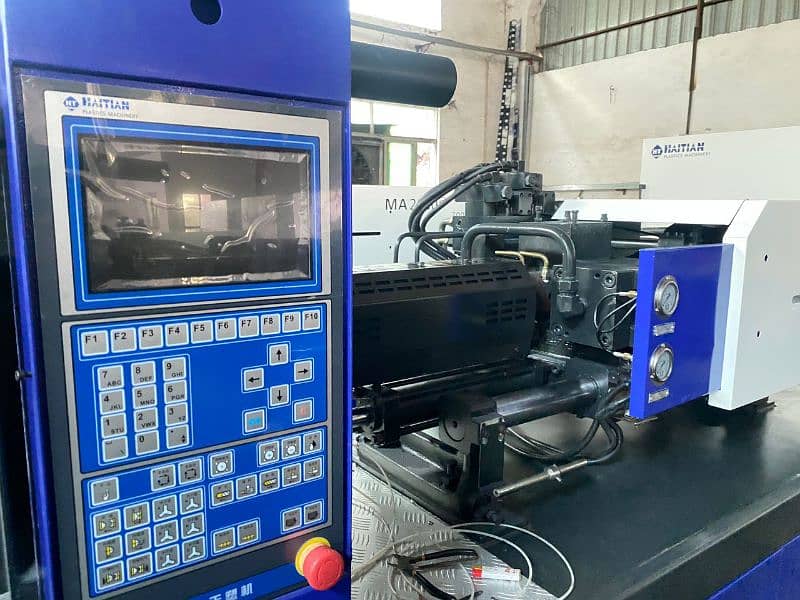 injection moulding machine 6
