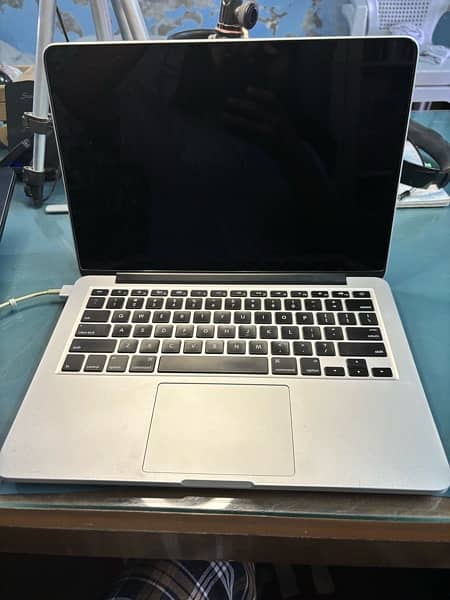 MacBook Pro 2015 13inch Retina Display 1