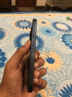 I phone 15 pro blue titanium