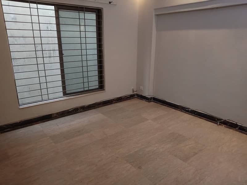 5 Marla Full Beautiful House for Rent in Hot Location in Z Block Phase 3 DHA Lahore 18
