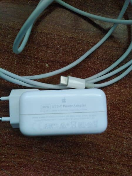 iphone charger type c w 30 1