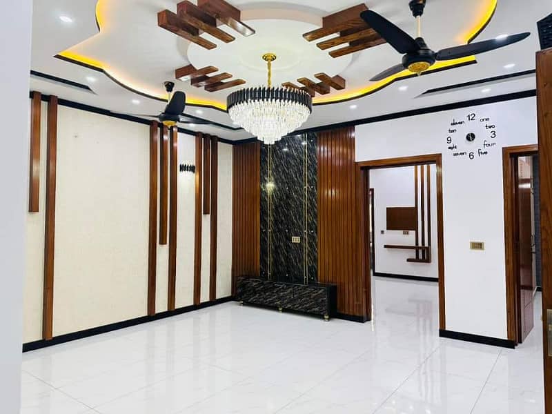 10 Marla Luxury House For Sale In Sector B Near to Talwar Chowk Bahria Town Lahore 3