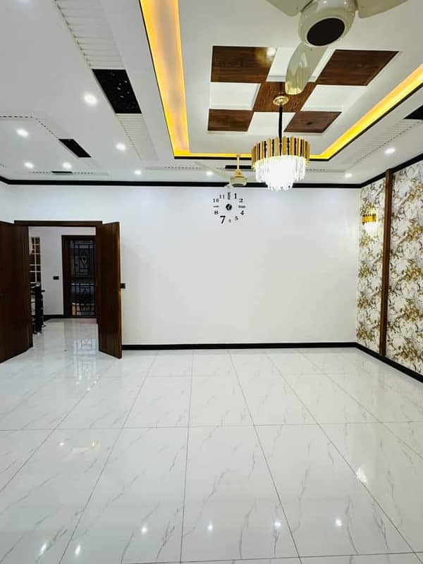 10 Marla Luxury House For Sale In Sector B Near to Talwar Chowk Bahria Town Lahore 30