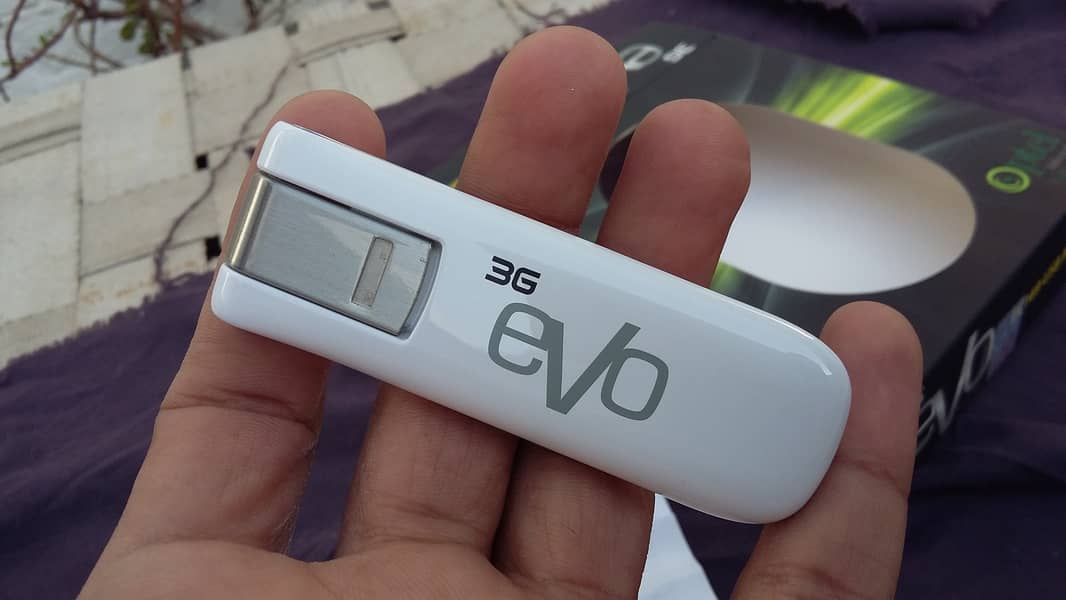 PTCL Evo 3G (Brand New) 4