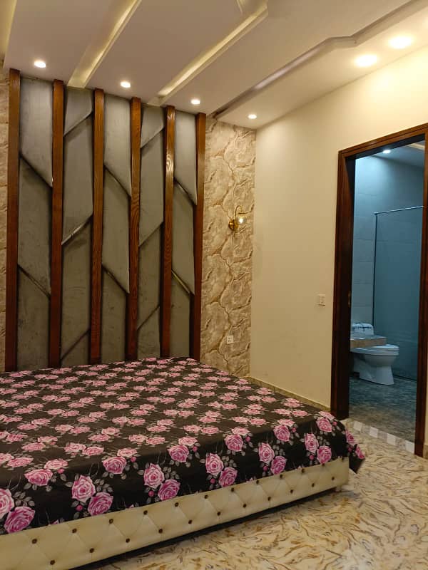 10 Marla Fully Furnished House Available For Rent On Weekly & Monthly Basis In Janiper Block Sector C Bahria Town Lahore 28