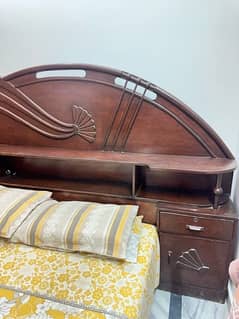 DOUBLE BED WITH DRESSING TABLE