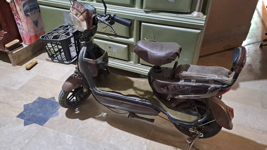 Best Electric scooty in Reasonable Price. 2