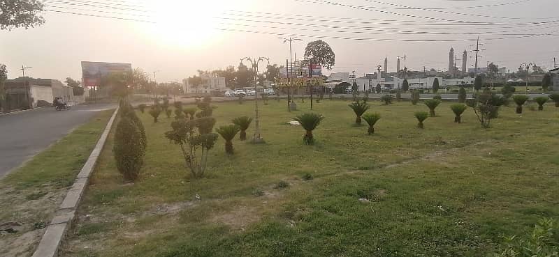 Become Owner Of Your Prime Location Commercial Plot Today Which Is Centrally Located In Square One In Gujranwala 12