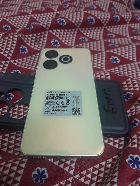 Infinix Samrt 8 mobile for sale Exchange 4+4 GB RAAM 64 GB ROM 1