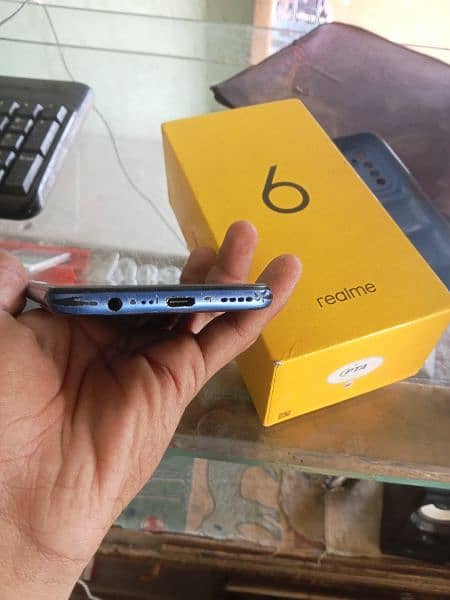 Realme 6  8/128 condition 10/9 with box charger 2