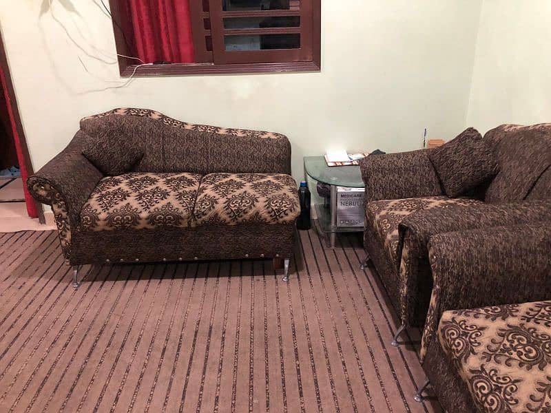 7 seater sofa set for sell 1