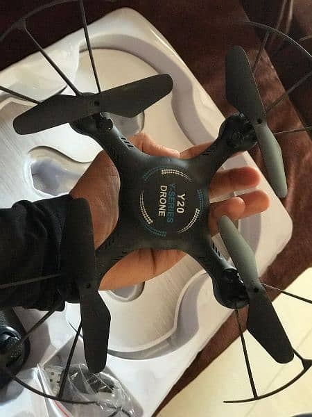 Y20 series drone in new condition and buy from Saudi Arabia 1